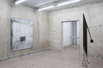 Ausstellungsansicht mit Arbeiten von Stef Heidhues, Bastian Gehbauer