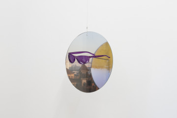 Olafur Eliasson, Thinking Tool, 2010, mirror, sunglasses